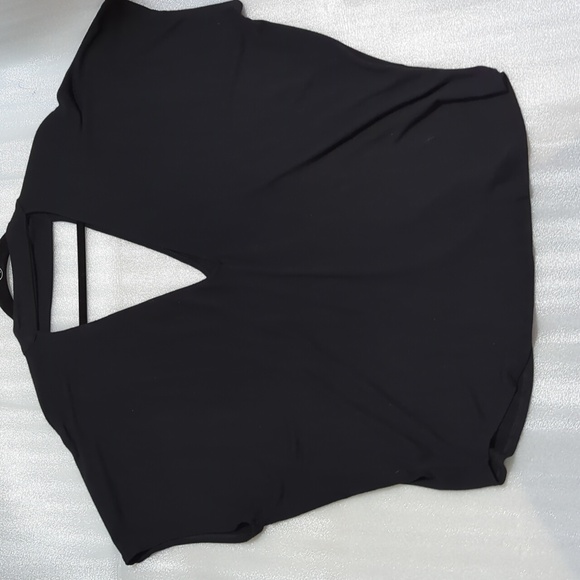 Express Women's Black Plunge Neckline Free Spirit/Eagle Graphic Top Size Large - Picture 2 of 11